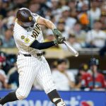 Padres match season-best run total in demolition of Diamondbacks