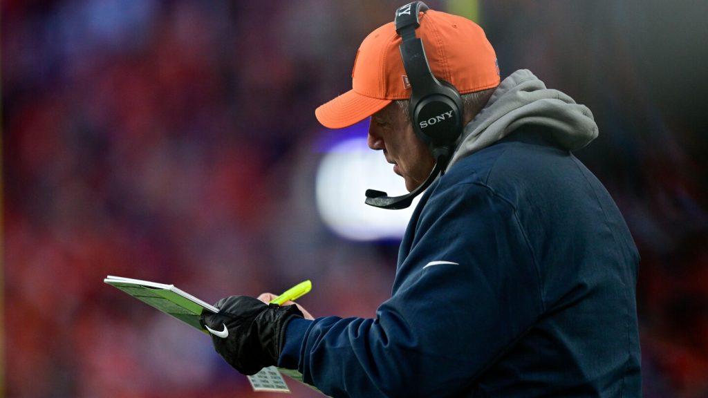 Sean Payton called a fake punt on fourth-and-11 in OT vs. Bills, players didn't run it