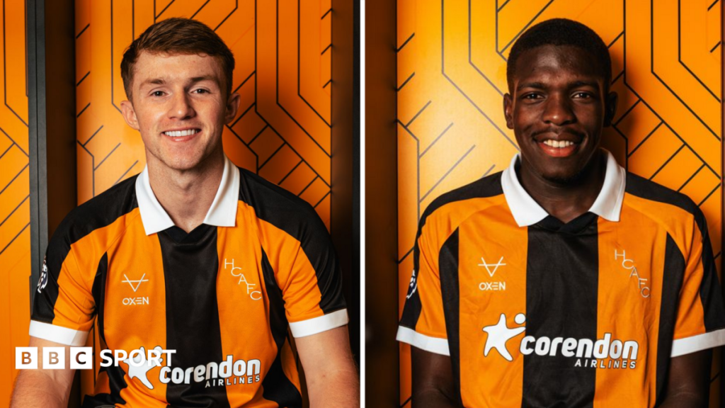 Hull City sign Joe Gelhardt from Leeds and Lucas Gourna-Douath from Red Bull Salzburg