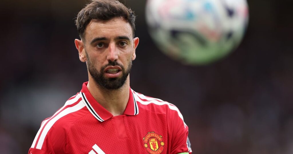 Manchester United vs Manchester City live updates: Premier League derby latest
